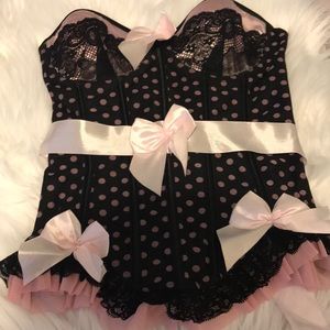 🎃❤️💋Corset polka dot Size M Never worn